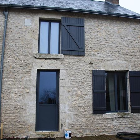 La Maison Villa La Chapelle-Saint-Martin-en-Plaine Exterior photo